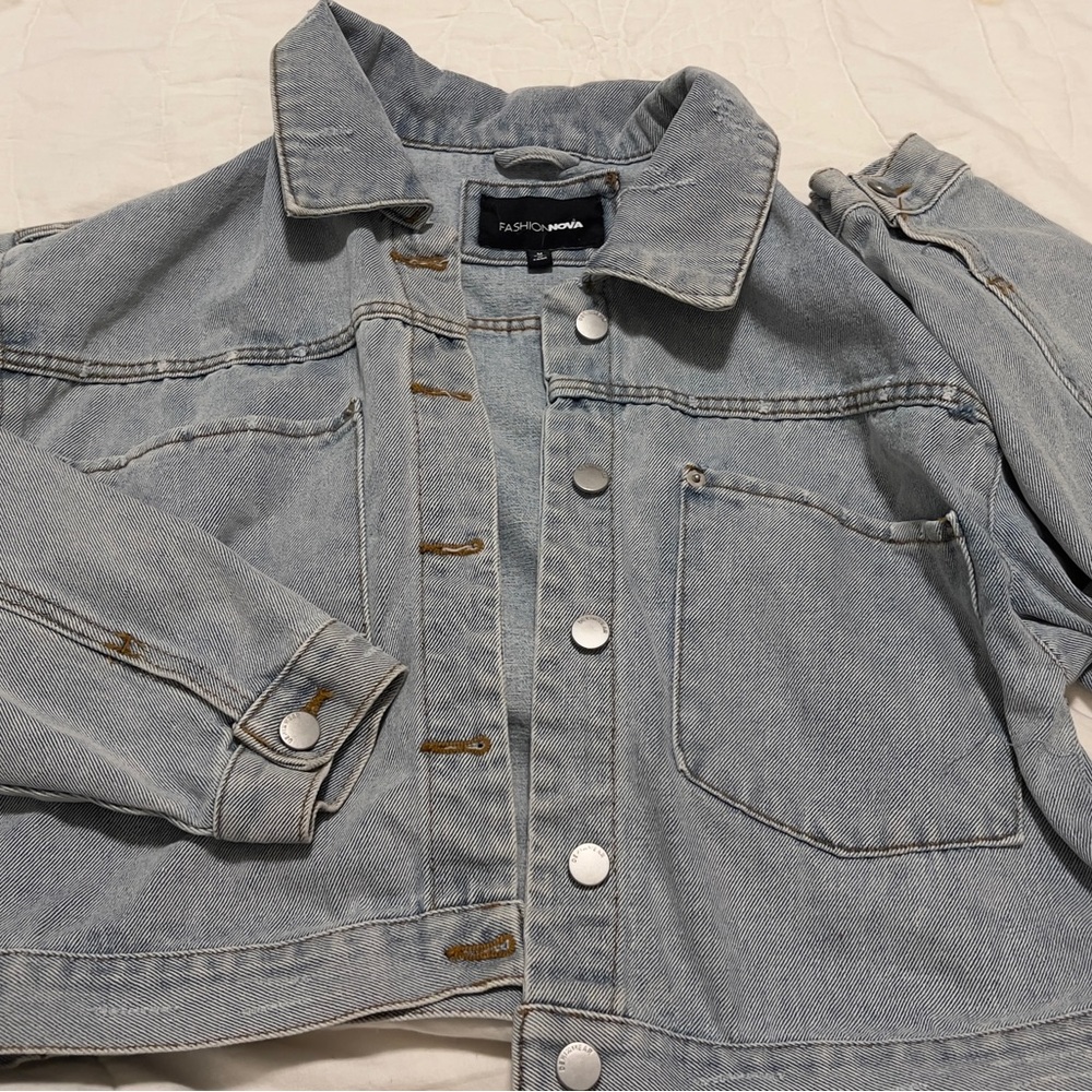 Fashion Nova Women's Classic Light Blue Jean Jacket
